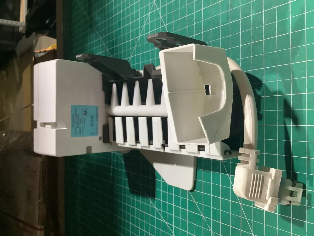 197D7636G003 GE Refrigerator Ice Maker