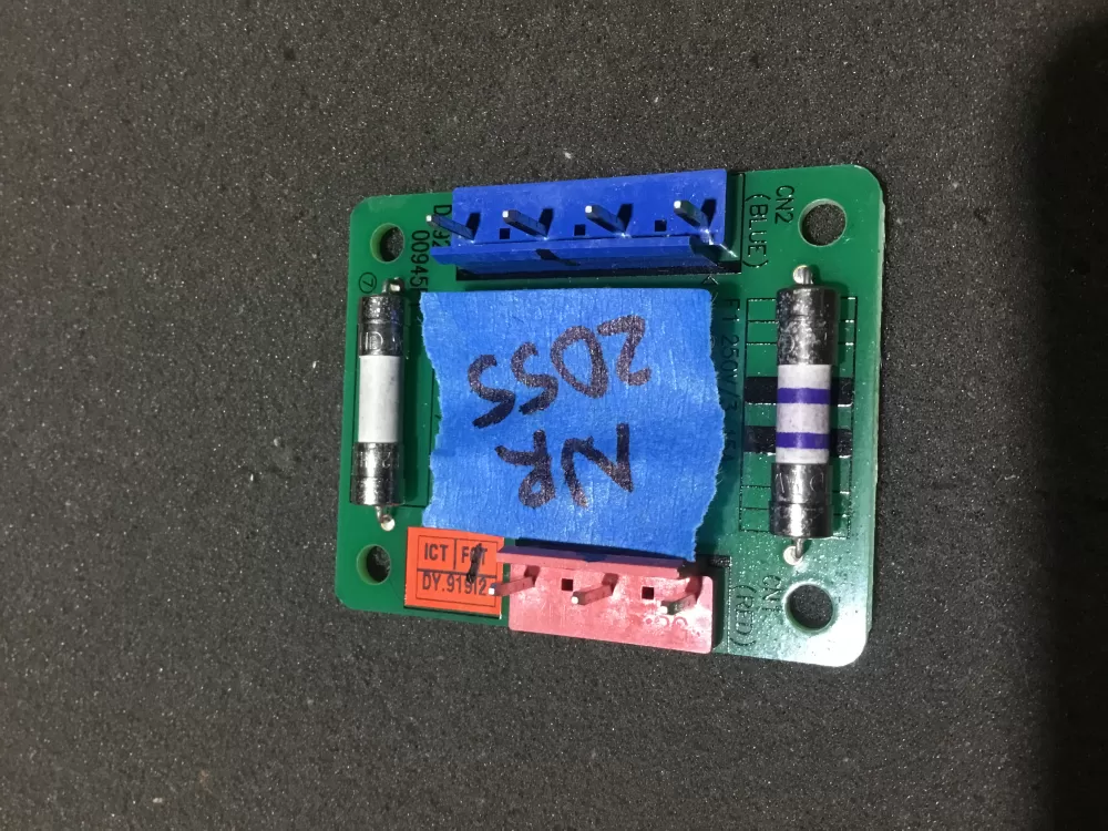 Samsung DA92 00945F Refrigerator Control Board Fuse AZ76572 | NR2055