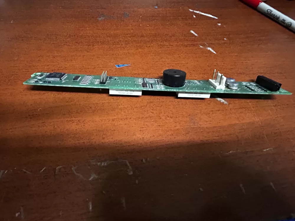 GE Refrigerator Display Control Board AZ184977 | GL2629