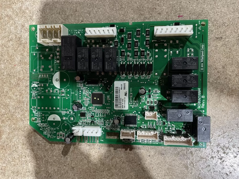 Maytag KitchenAid Jenn-Air Refrigerator Control Board AZ62002 | KM1885