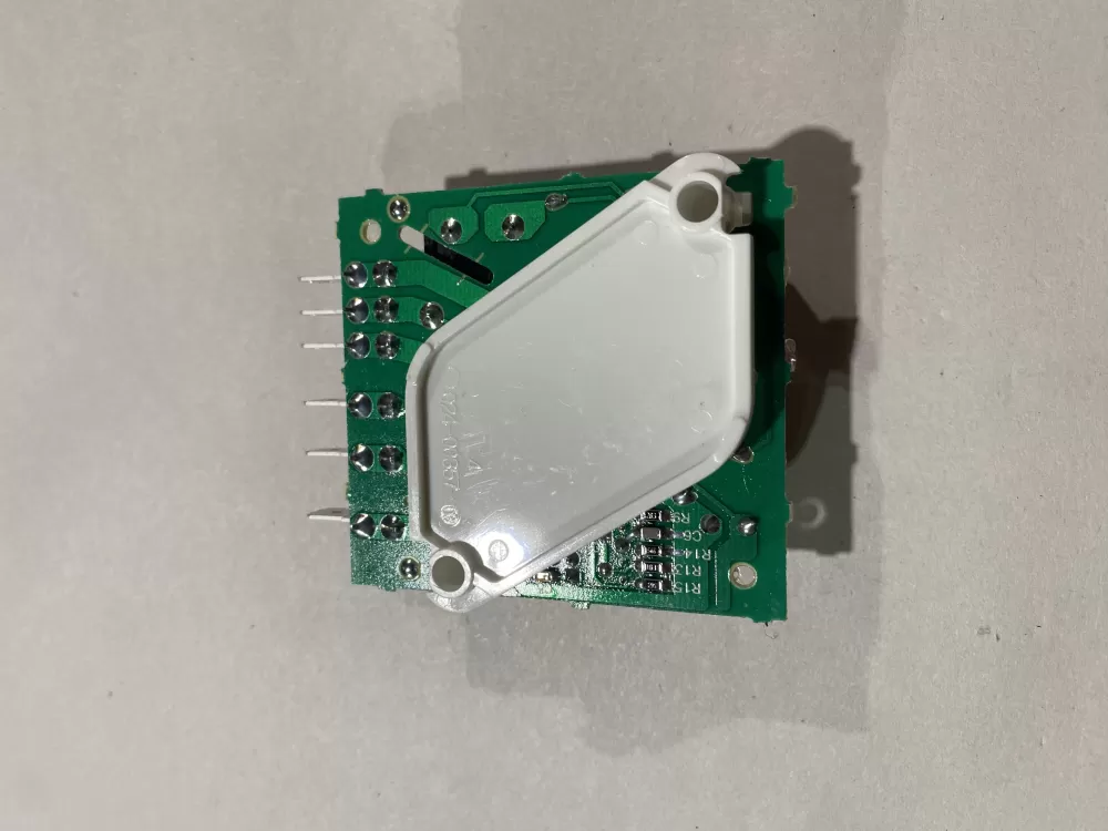 Whirlpool Maytag KitchenAid Refrigerator Control Board Defrost AZ142189 | BK2391