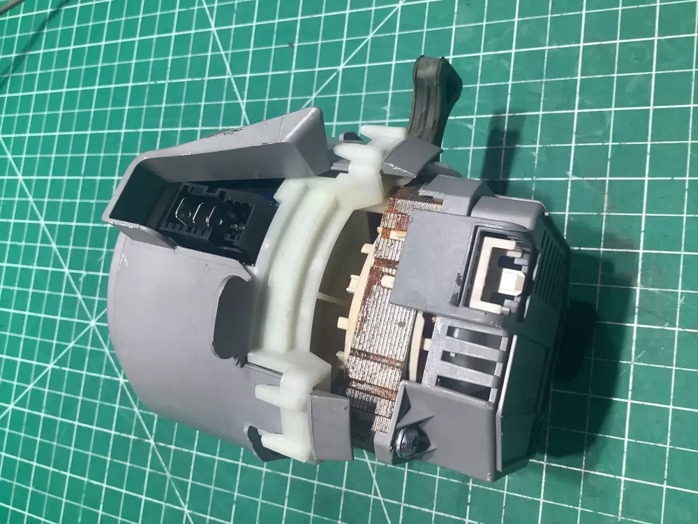 Bosch 9000897027 E319862 Dishwasher Circulation Pump Motor AZ143087 | SL279