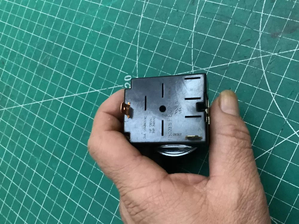 GE 175D2315P009 WE4X881 Dryer Control Board Switch AZ218031 | SLA157