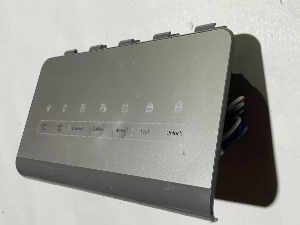 Whirlpool W10424360 Refrigerator Ice & Water Control Assembly AZ145185 | Wm1015