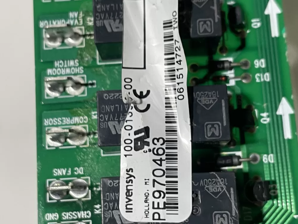 Frigidiare 242268902 Refrigerator Main Control Board AZ158695 | Wm1085