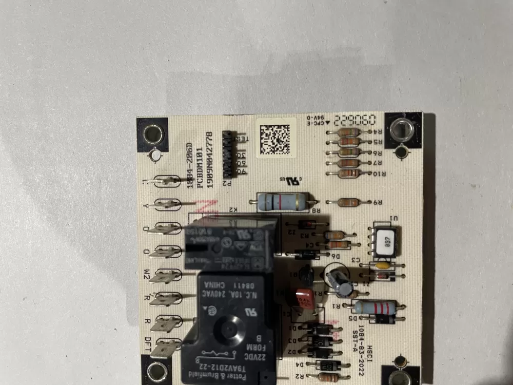 Goodman PCBDM101S Heat Pump Defrost Timer Control Board AZ191891 | KM1171
