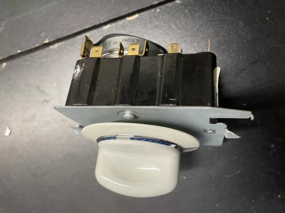 GE 572D520P014 WE4M260 Dryer Timer AZ12324 | BK992