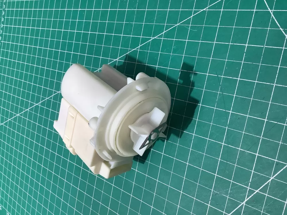 Hotpoint GE DP035 024 Washer Drain Pump AZ188512 | SL166