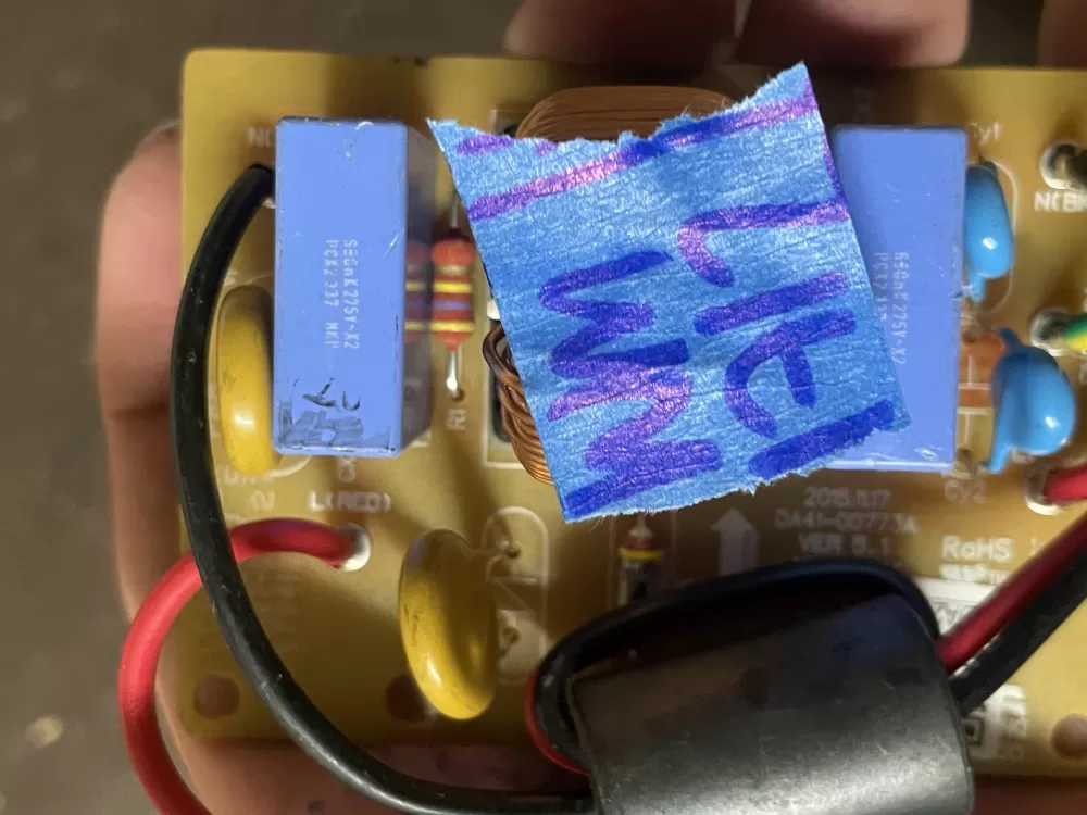 Samsung DA27 00027C Refrigerator Control Board Noise Filter AZ41153 | Wm1712