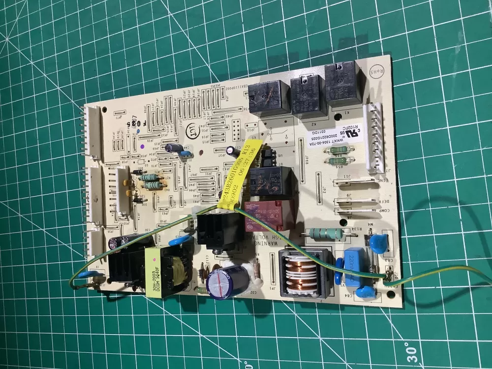 GE EBX1110P002 200D6221G025 WR55X11072 Refrigerator Control Board