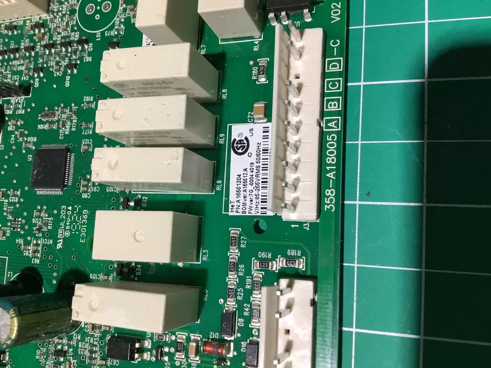 Frigidaire A16561204 Refrigerator Board AZ129509 | NR2323