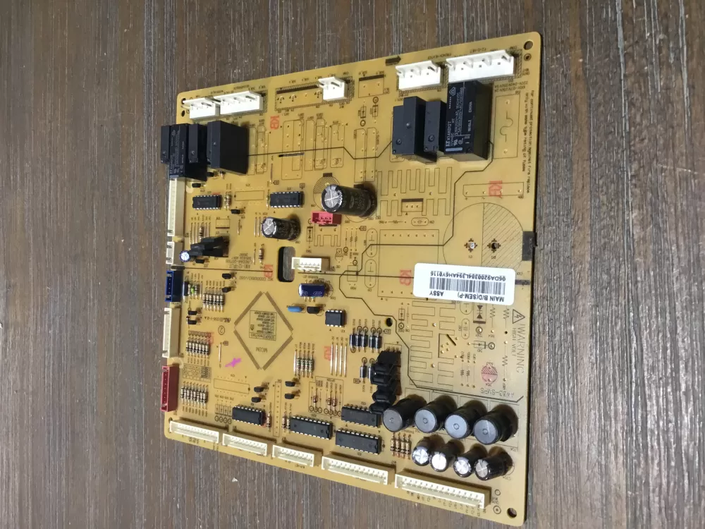 Samsung DA92 00384L DA9200384L Refrigerator Control Board AZ52404 | NR1878