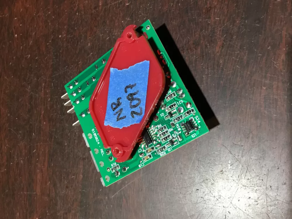 Whirlpool W10366605 2304069 Refrigerator Defrost Control Board AZ64766 | NR2097