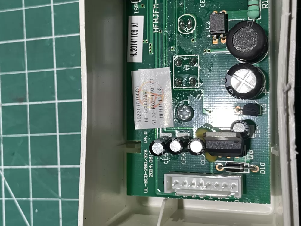 Magic Chef 502301010084 Refrigerator Control Board AZ132567 | KM1709