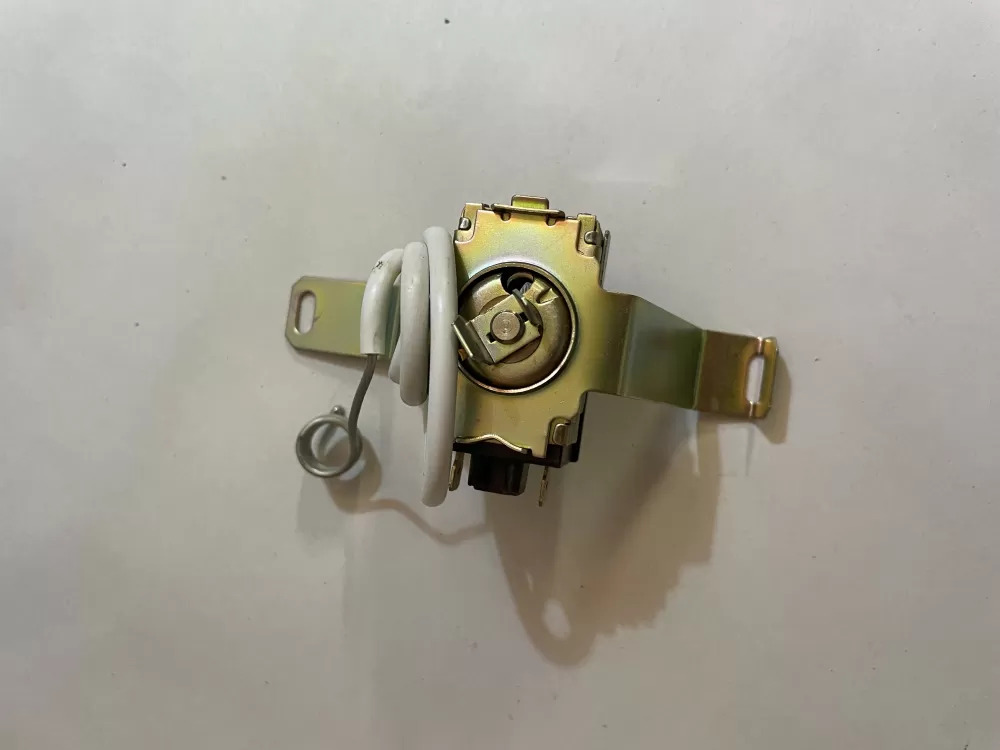 Whirlpool Fridge Cold Control Thermostat (120/240Vac) 2200832 AZ143595 | KM2413