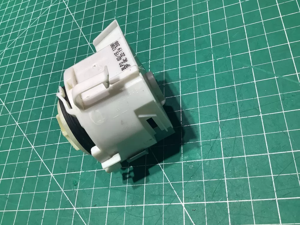 Bosch IEC60335 Dishwasher Drain Pump AZ144864 | SL272