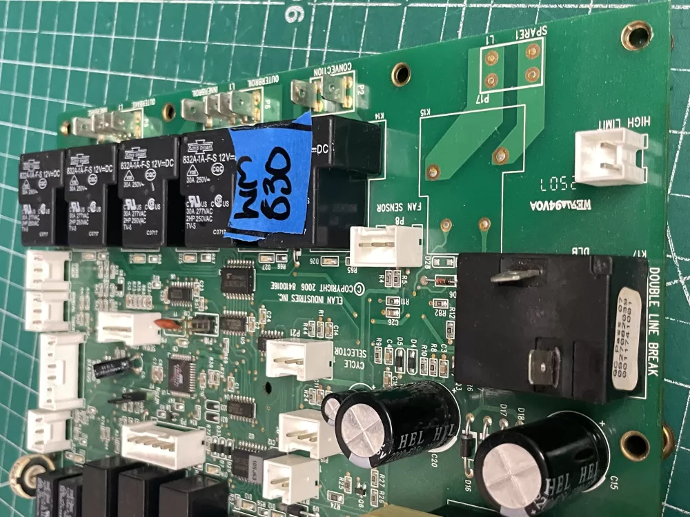 Viking 0927082039 000621-000 Oven Control Board AZ211845 | Wm830