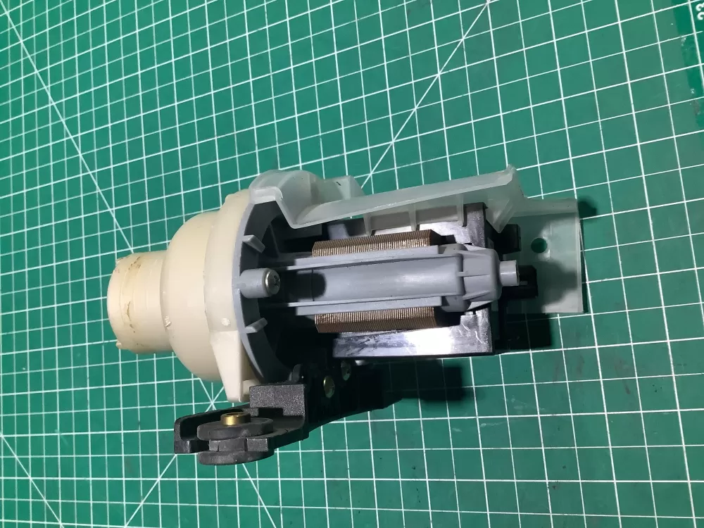 Frigidaire 137108100 Washer Drain Pump Assembly AZ131293 | SL239