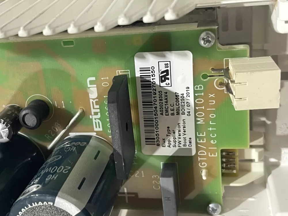 Electrolux A03028305 Control Board AZ203503 | KM1727