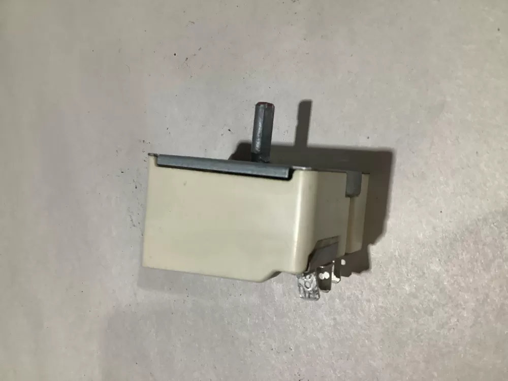 JennAir Whirlpool 7403P670-60 Infinite Stovetop Switch AZ102636 | Sl147