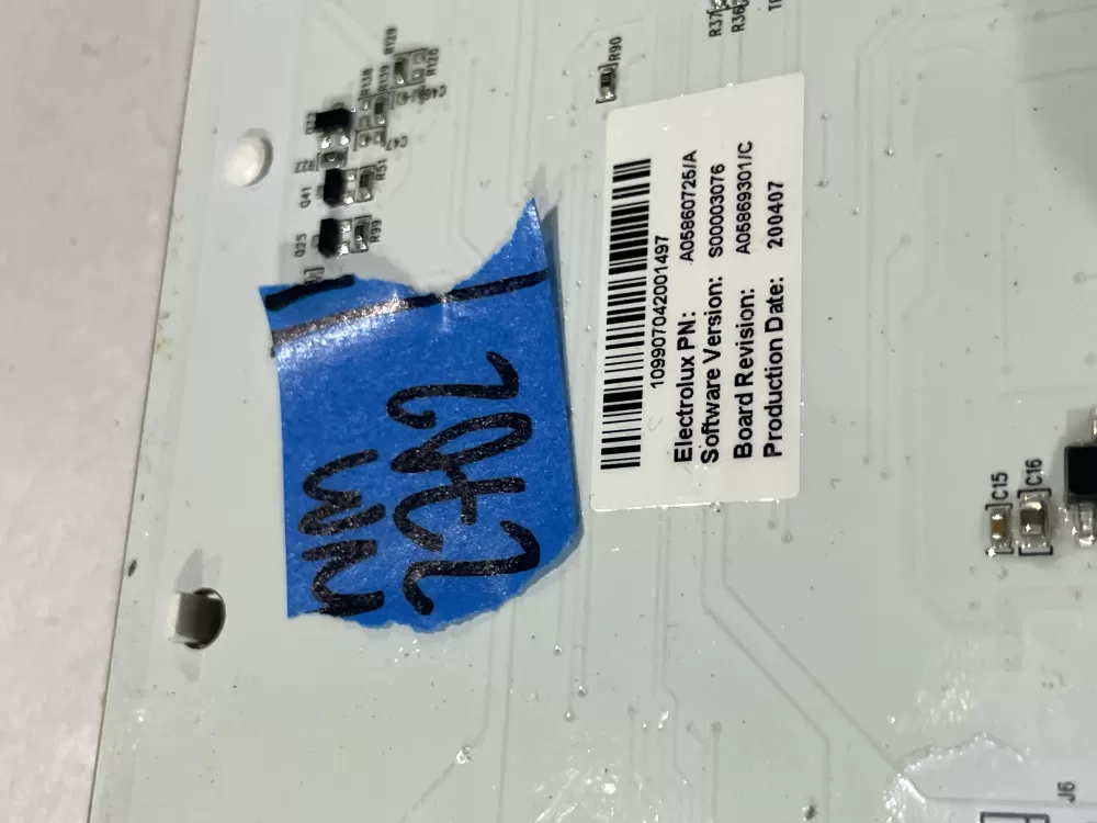 Electrolux A05860725 Refrigerator Dispenser Control Board AZ183383 | Wm2702