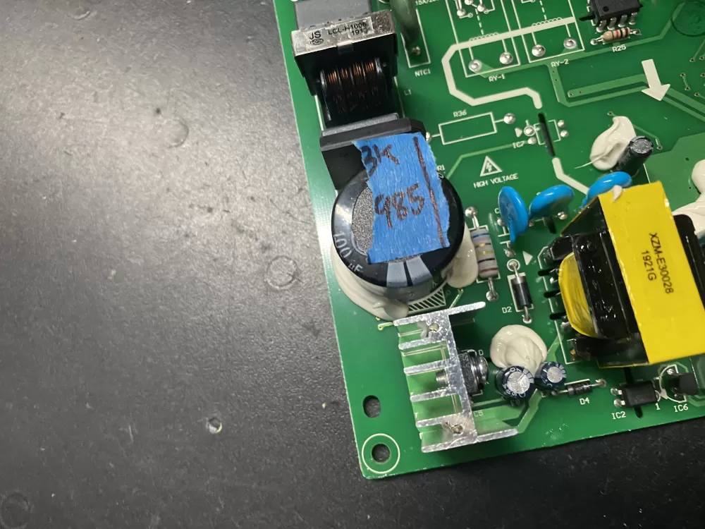 Hisense BCD-553WP Refrigerator Control Board AZ17245 | BK985