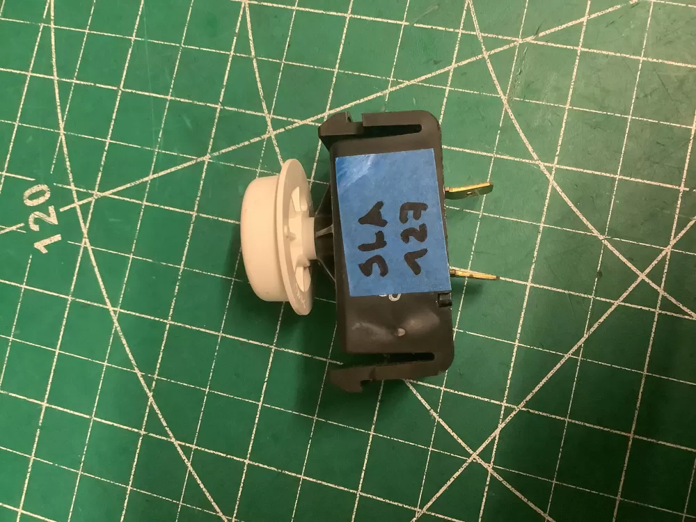 Maytag 33001861 Dryer 3300181 Start Switch AZ202196 | SL127