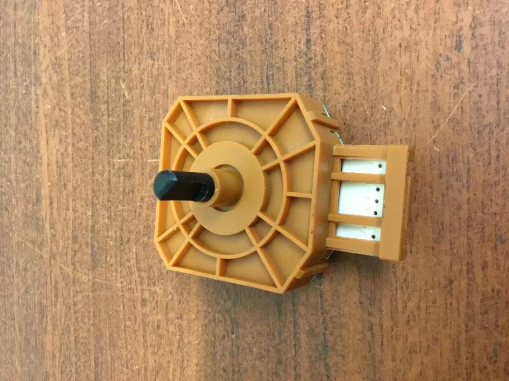 Frigidaire  Kenmore 137493300 Washer Control Board Selector Switch