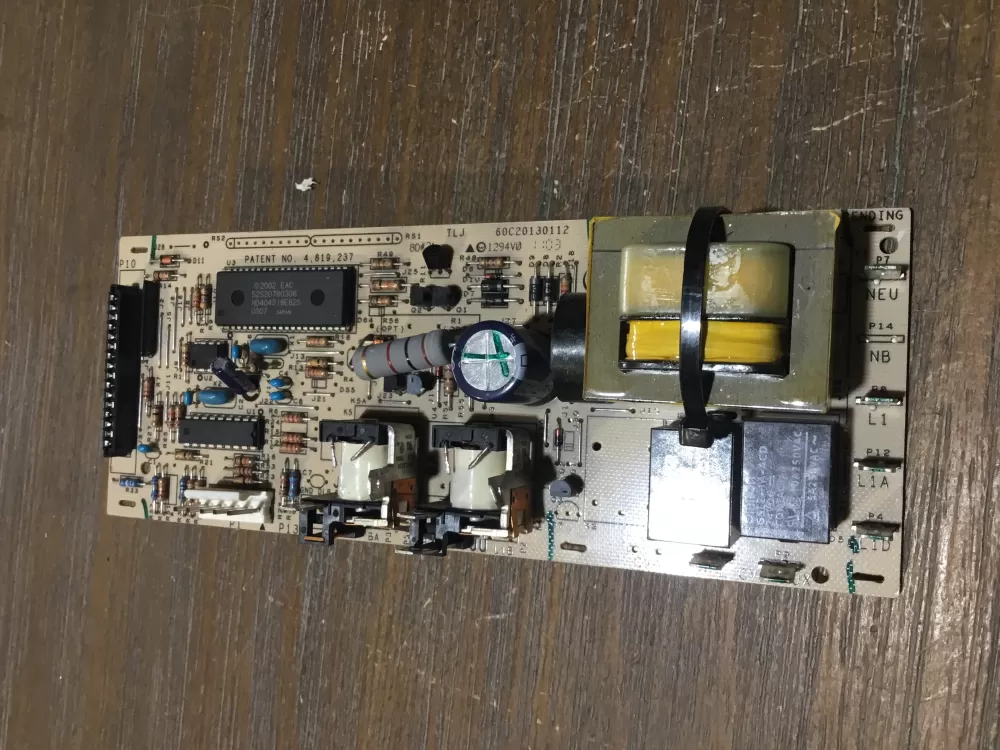 Maytag  Jenn-Air 00N20136272  60C20130112  8607P1128-60 Oven Control Board
