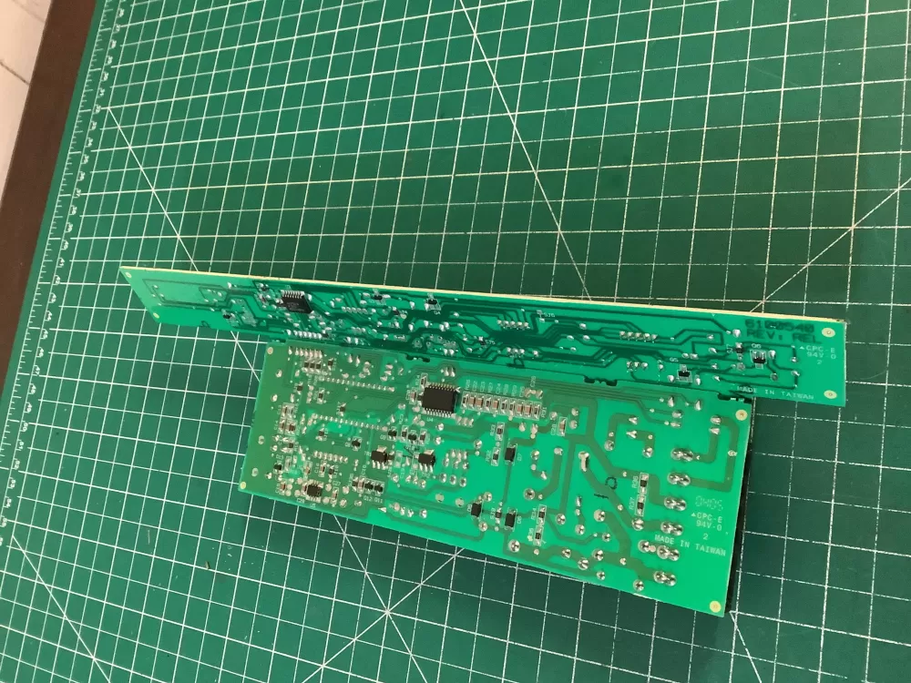 Kenmore 2304050 Refrigerator Control Board AZ191628 | NR1405