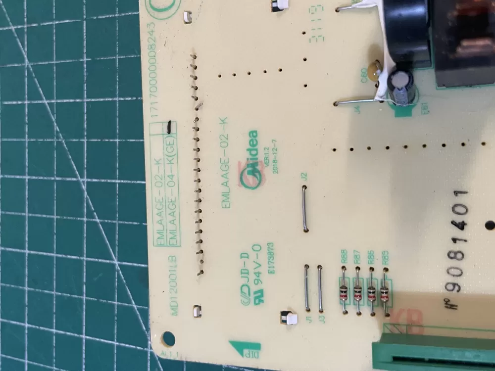 GE MD12001LB EMLAAGE-04-K 17170000008243 Microwave Control # AZ200750 | Wm2802