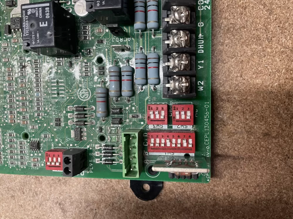 Carrier Bryant Hk42fz022 Cepl130456 01 Furnace Control Board AZ15659 | KM960