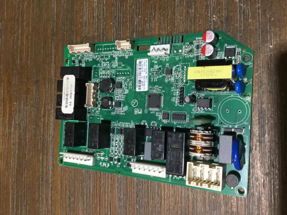 Whirlpool Roper Estate W11321365 Refrigerator Control Board AZ51883 | NR1848