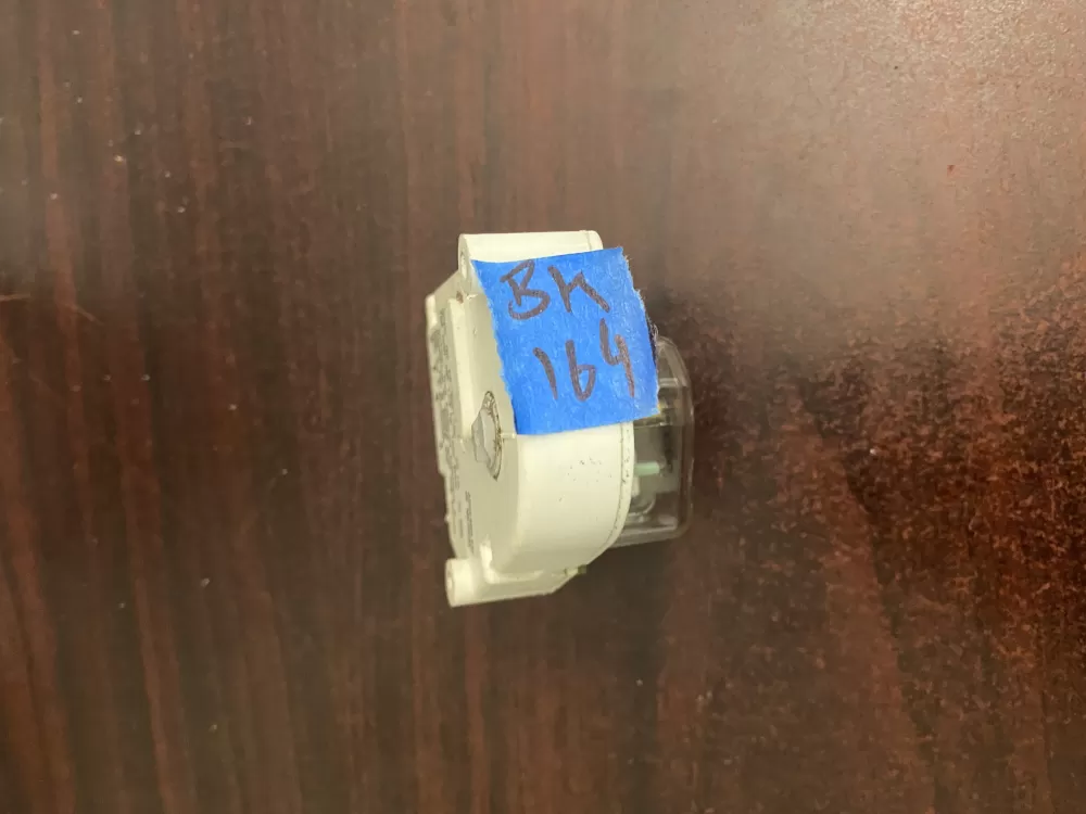 Frigidaire Kenmore AP2111929 12762 Refrigerator Defrost Timer AZ37365 | BK164