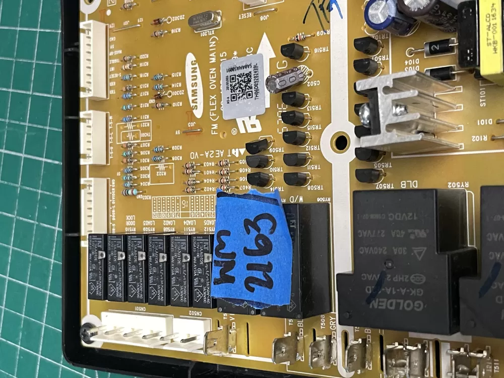 Samsung DE92 02439L Range Relay Control Board AZ206041 | Wm2163