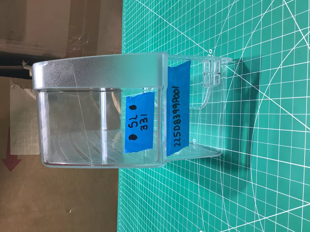 GE 225D8399P001 Refrigerator Used Door Bin AZ164559 | SL331