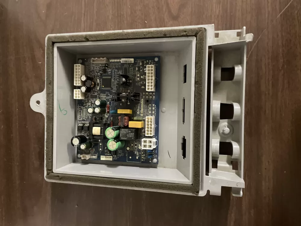 Frigidaire  Electrolux 5304465594  AP4339201  1466956  75304465594  AH2333891  EA2333891  216972A  E225328  F52832-C  0350117  PS2333891 Refrigerator Ice Maker Control Board
