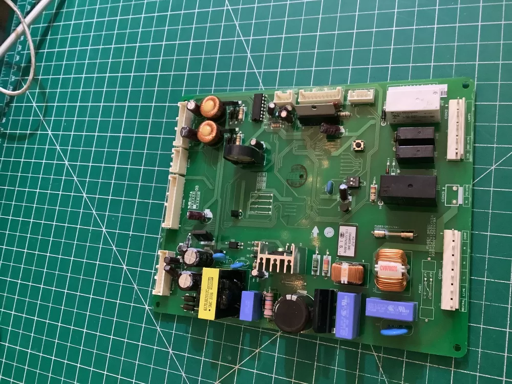 Kenmore EBR64110555  AP5680272  2667943  EBR64110501  PS7792499 Refrigerator Main Control Board