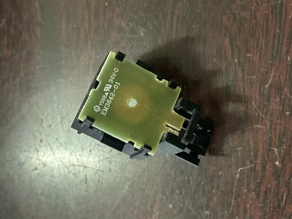 Electrolux EM3642-01 Washer Temperature Switch AZ60473 | KM1972