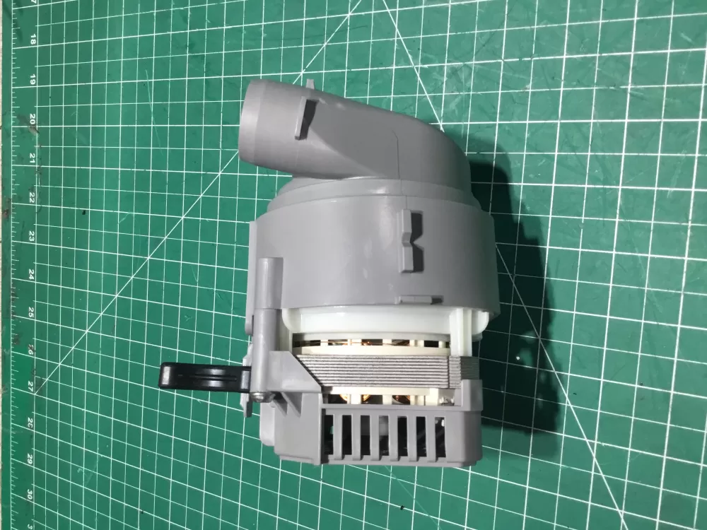 Bosch 9000897027 E319862 Dishwasher Circulation Pump Motor AZ151976 | SL227