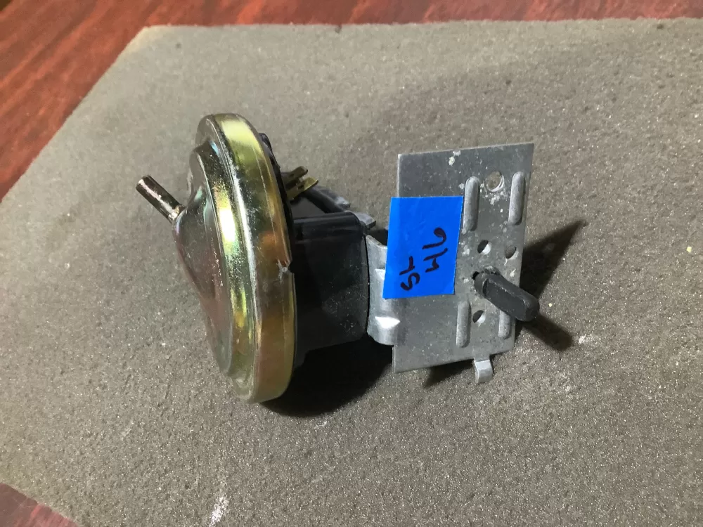 62082020 (6 2082020) MAYTAG WASHER WATER LEVEL PRESSURE SWITCH AZ128715 | SL46