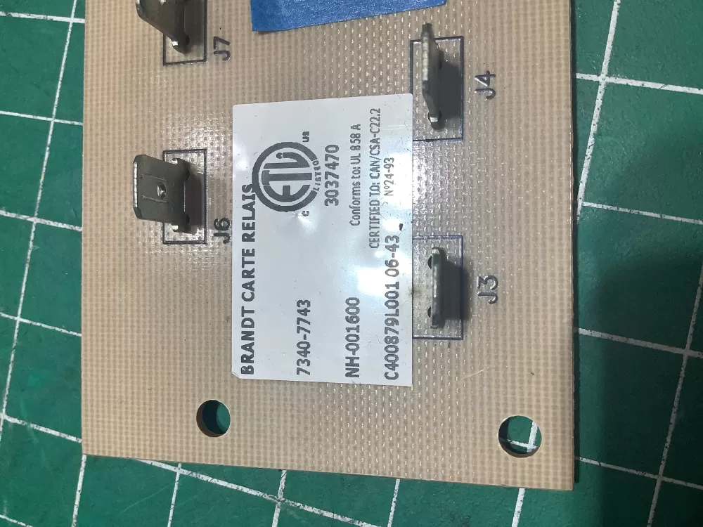 7340-7743 AZParts BRANDT CARTE RELAIS
