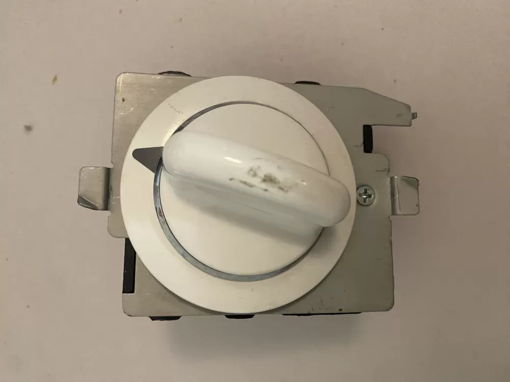 GE 572D520P021 WE4M271 Dryer Timer AZ105898 | BK260
