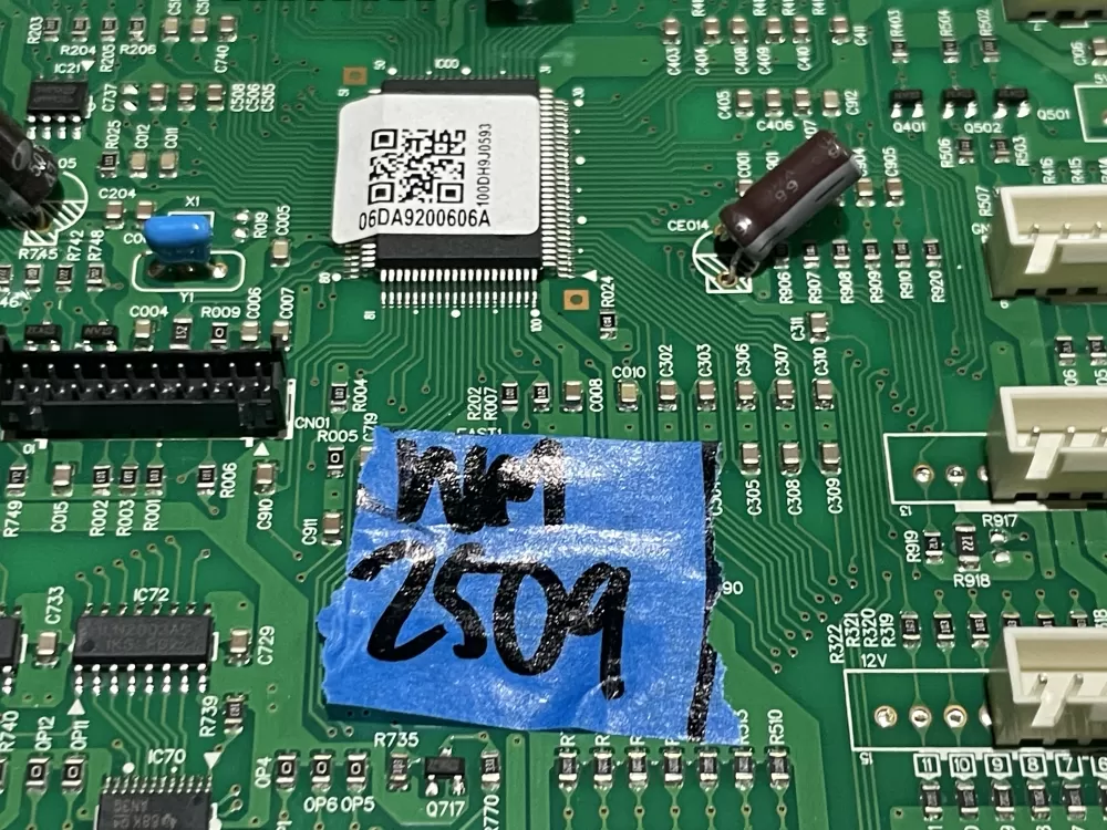 Samsung DA92–01692A Refrigerator Control Board AZ153761 | Wm2509