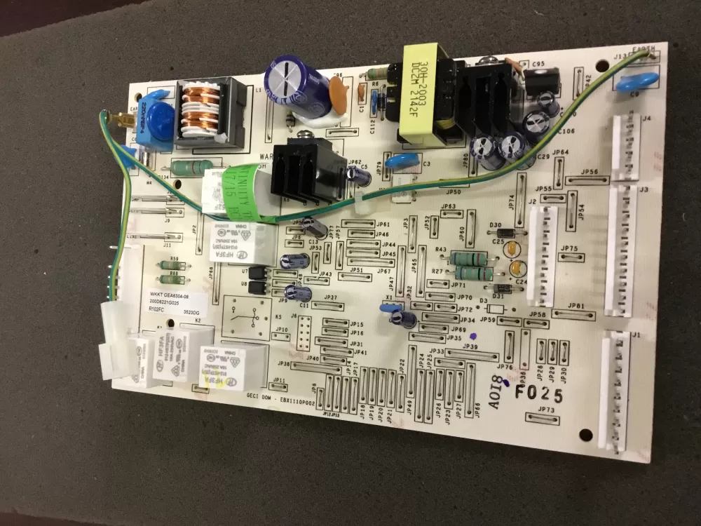 GE EBX1110P002 200D6221G025 WR55X11072 Refrigerator Control Board