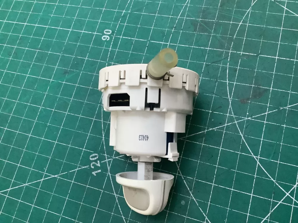 Whirlpool W10339326VP Washer Water Level Pressure Switch AZ217974 | SLA157