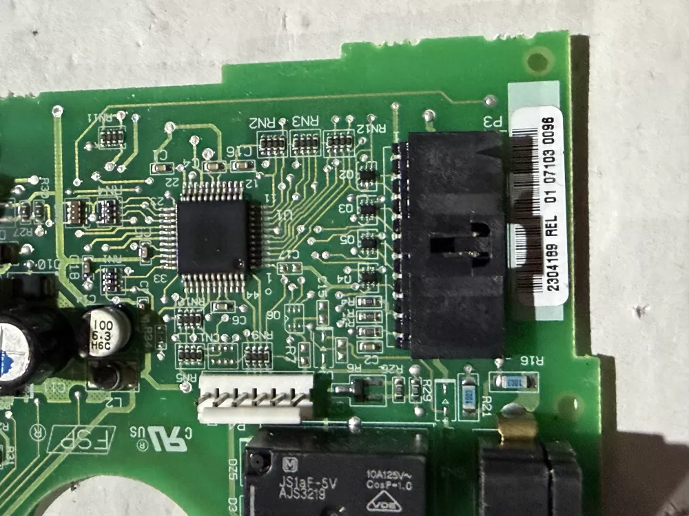 Whirlpool 2304189 Refrigerator Control Board AZ211312 | KM544