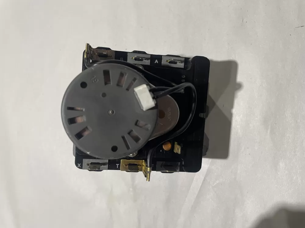 GE 572D520P021 WE4M271 Dryer Timer AZ190222 | KM2409