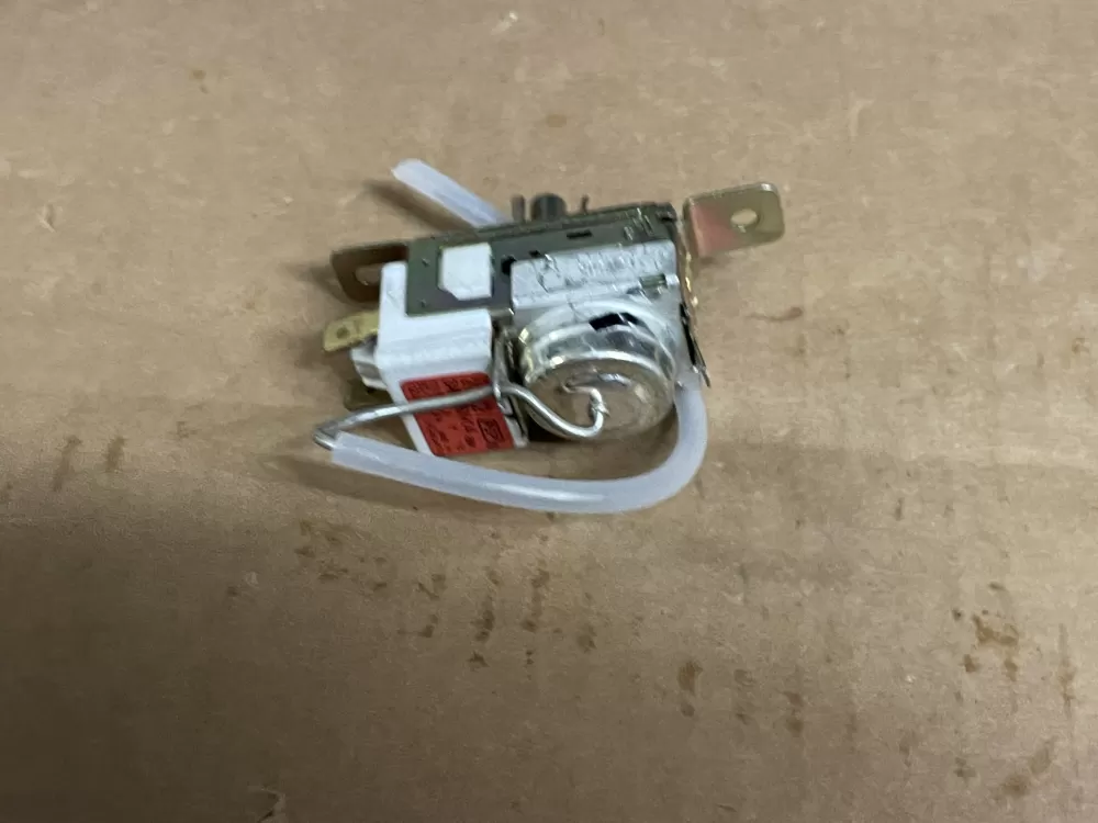 Whirlpool WP2198202 Refrigerator Cold Control Thermostat AZ99032 | Wm1330