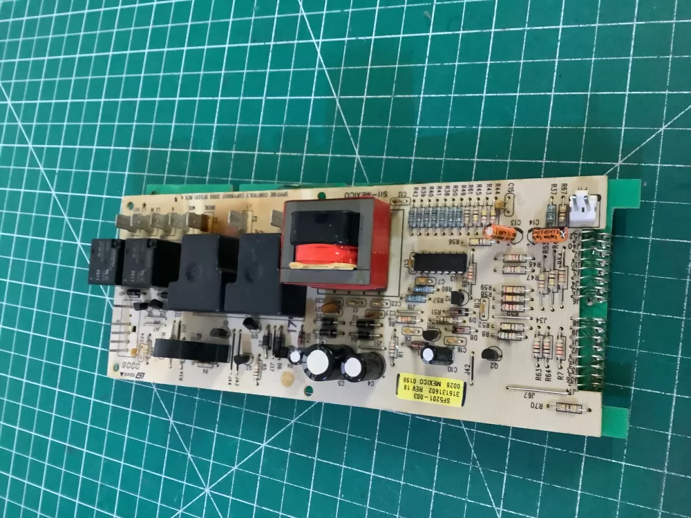 Frigidaire Range 316131602 Main Control Board AZ204228 | NR358